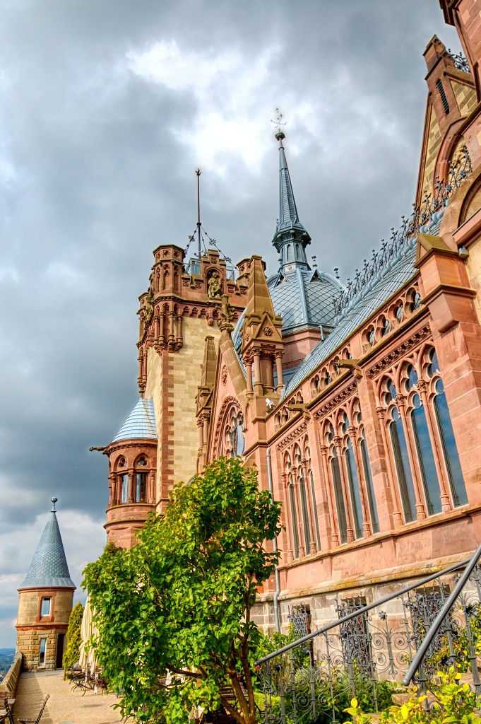 schloss drachenburg kasteel hdr bucht slot drachenfels in königswinter duitsland neogotiek neorenaissance renaissance